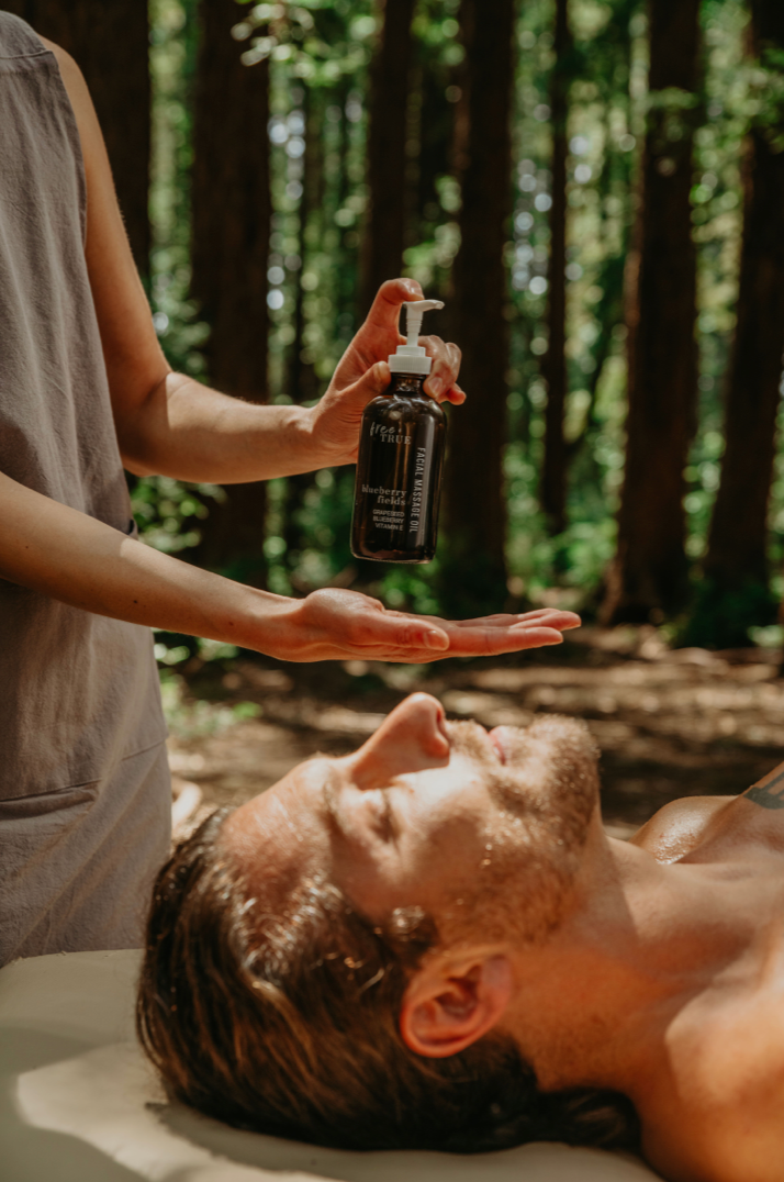 Blueberry Fields - Massage Oil (Backbar)