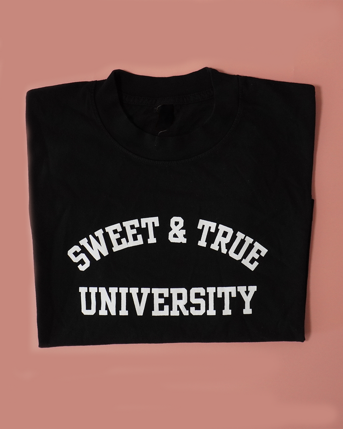 Sweet & True University - Cropped Tee